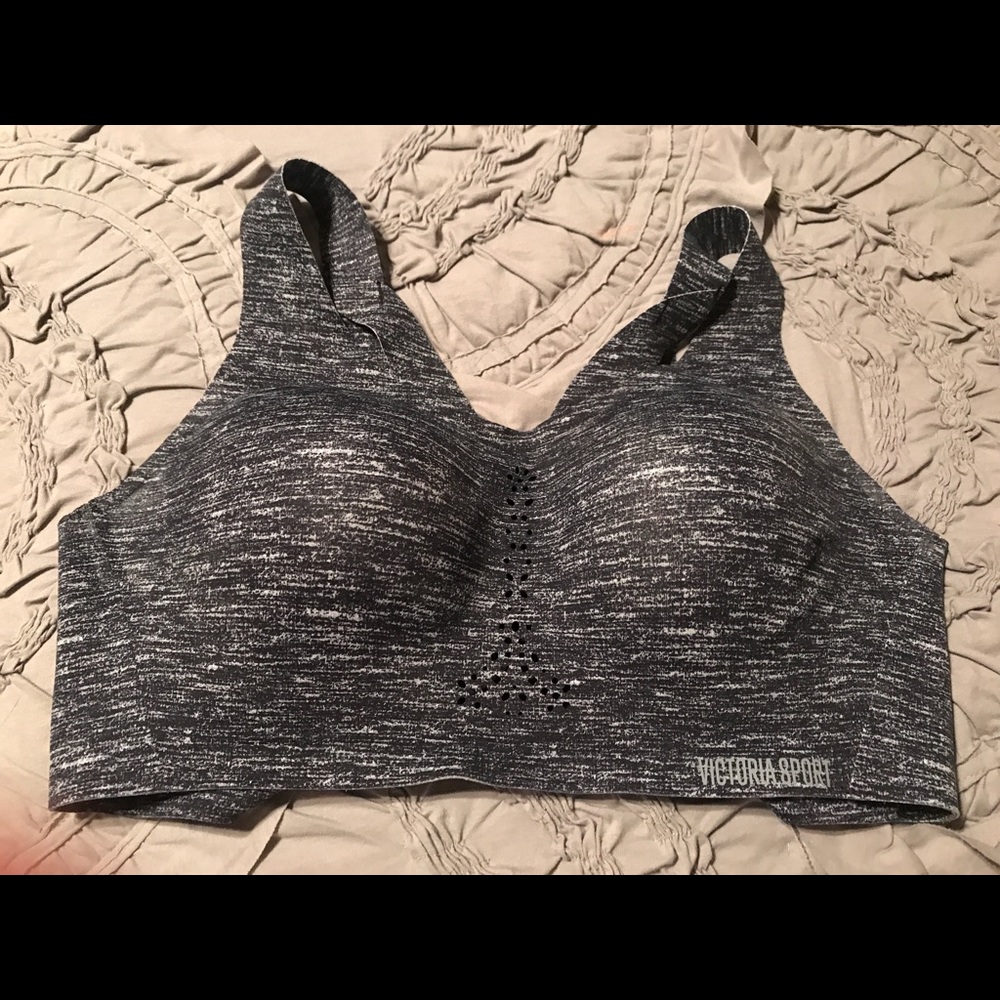 Victoria Secret Sport Workout Bra 36D
